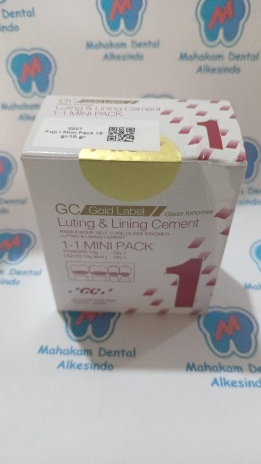 Fuji 1 GC Luting Cement Crown